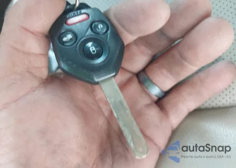 2013 Subaru Outback 2.5I Limited from USA, damaged, VIN 4S4BRCJC1D3283405